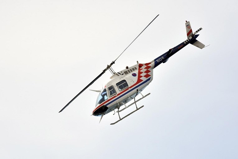 Novi naraštaj učenika-letača u Zemuniku krenuo s obukom na helikopterima