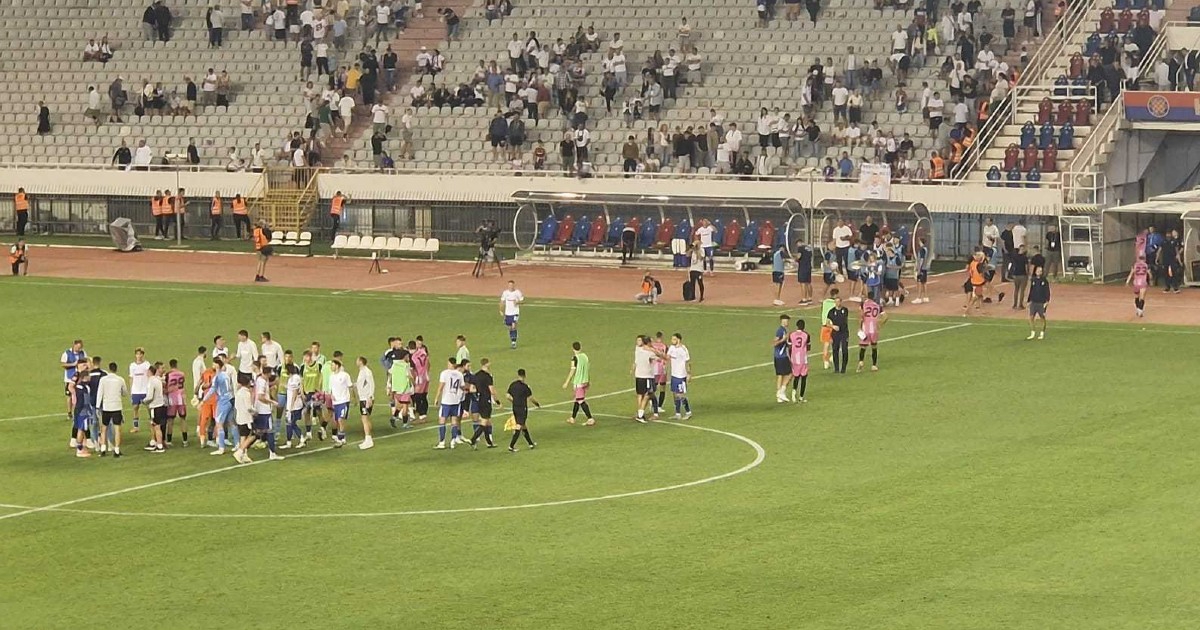 Pogledajte kako su navijači pozdravili igrače Hajduka nakon pobjede nad Lokomotivom