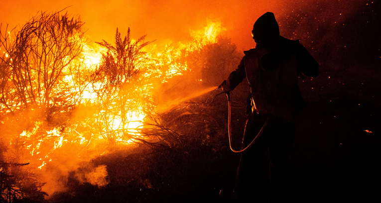 Vatrogasac i šumski radnik uhićeni u Čileu zbog požara u kojem je poginulo 137 osoba
