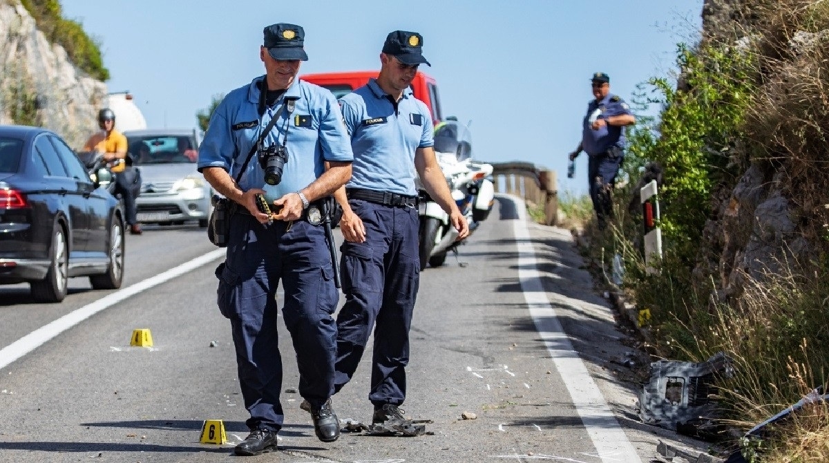 Na magistrali kod Omiša presreli auto i pokrali Čehinju, zaprijetili joj pištoljem