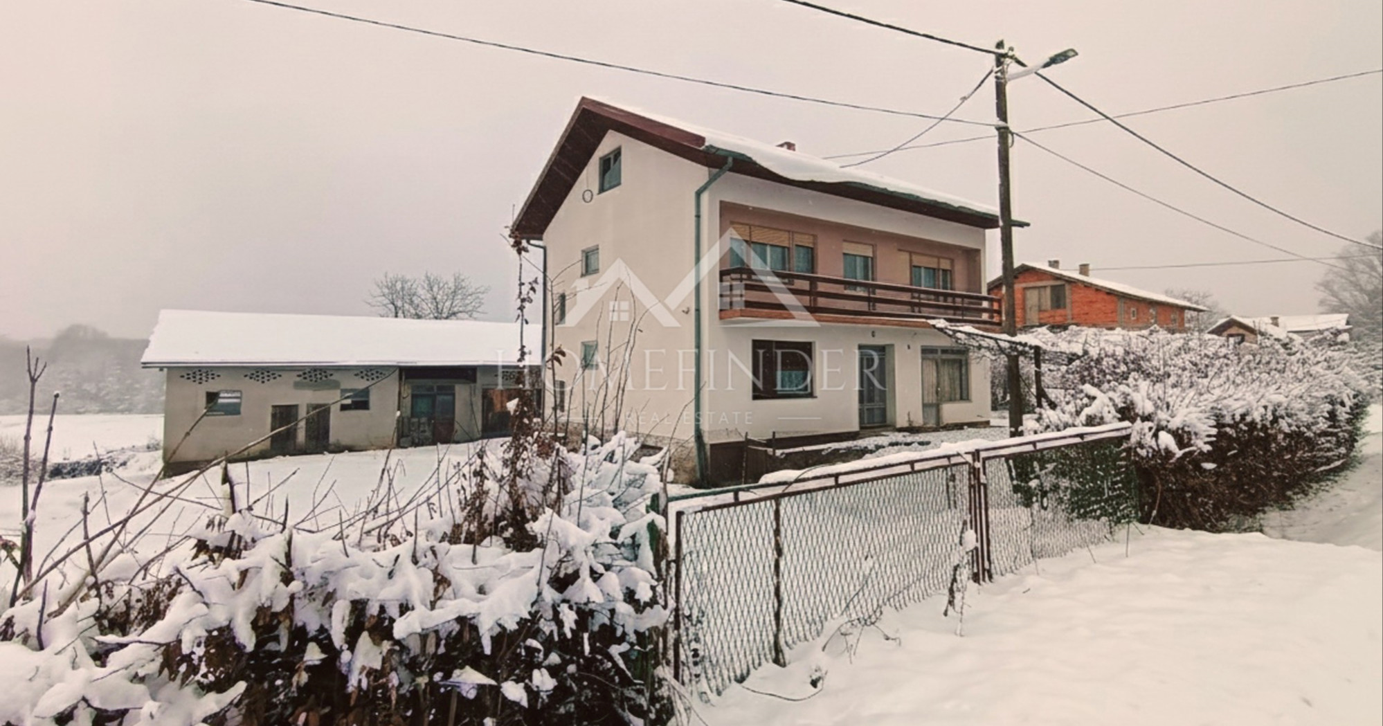 Top oglasi za nekretnine: Obiteljska kuća s velikom okućnicom u okolici Karlovca