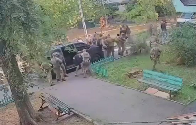 Sukob ukrajinskih tajnih službi sve je žešći. "Oteli su me i prijetili da ću nestati"