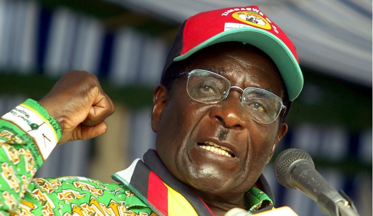 Tko je bio Robert Mugabe? Od afričkog heroja do rugla i opasnog diktatora