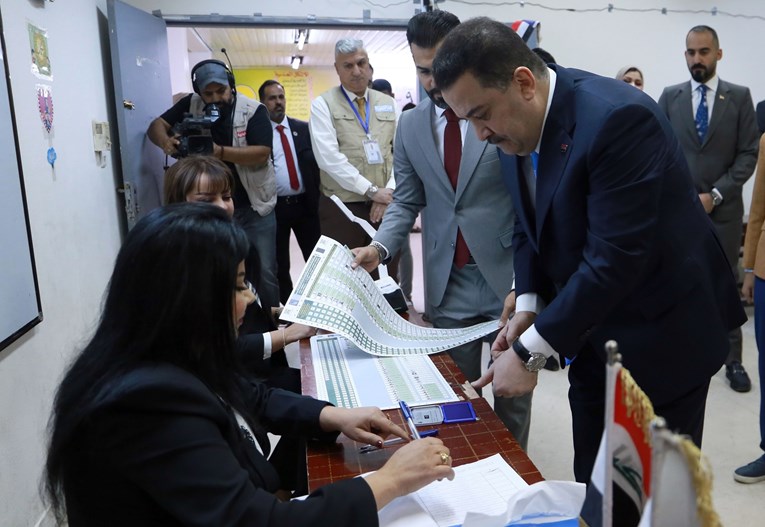 Iračani danas glasaju na izborima, sve manje ih vjeruje u promjene na bolje