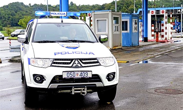 14 Slovenaca s krivotvorenim testovima na koronu pokušalo ući u Hrvatsku