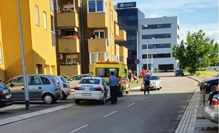 Auto udario curicu u Zagrebu