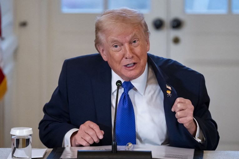 Trump: Moramo posjedovati Grenland da ga Rusija i Kina ne uzmu