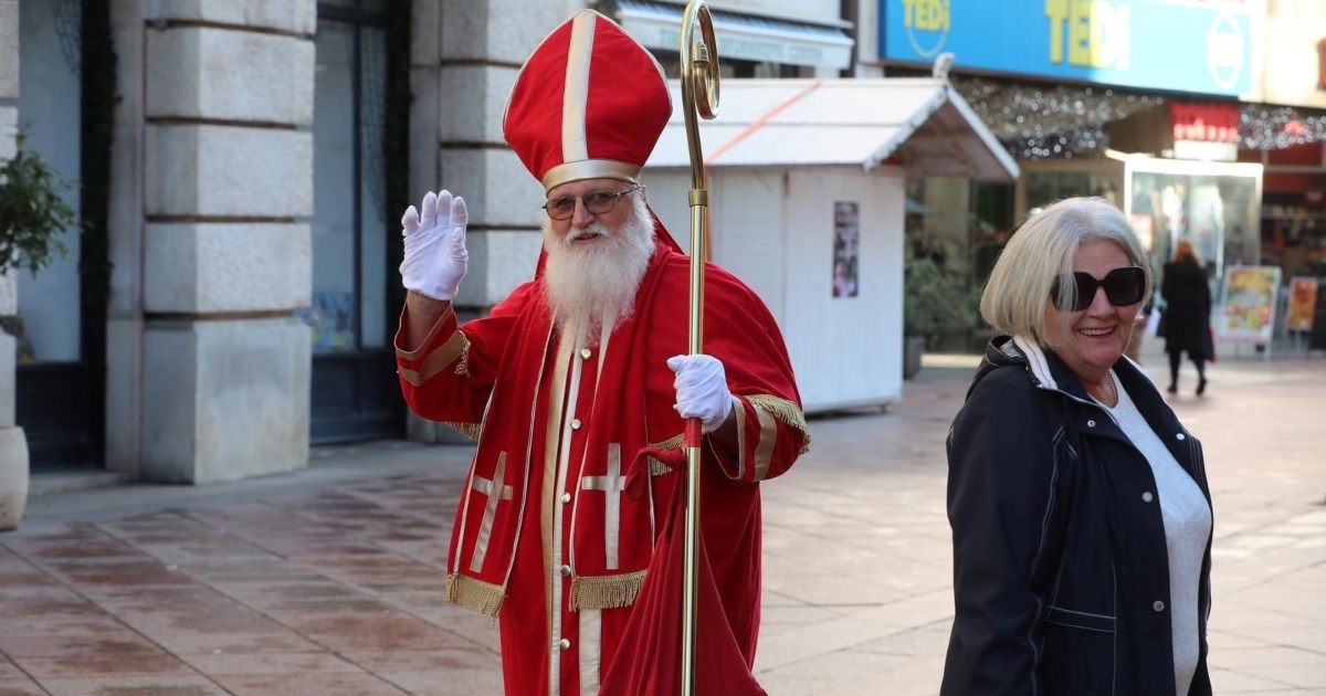 Sveti Nikola odgovorio na pisma 27 tisuća djece, evo koje su želje bile najčešće