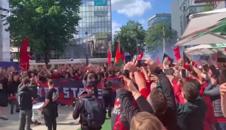 VIDEO Nevjerojatne scene iz Dortmunda. Albanci preplavili grad pred susret s Italijom