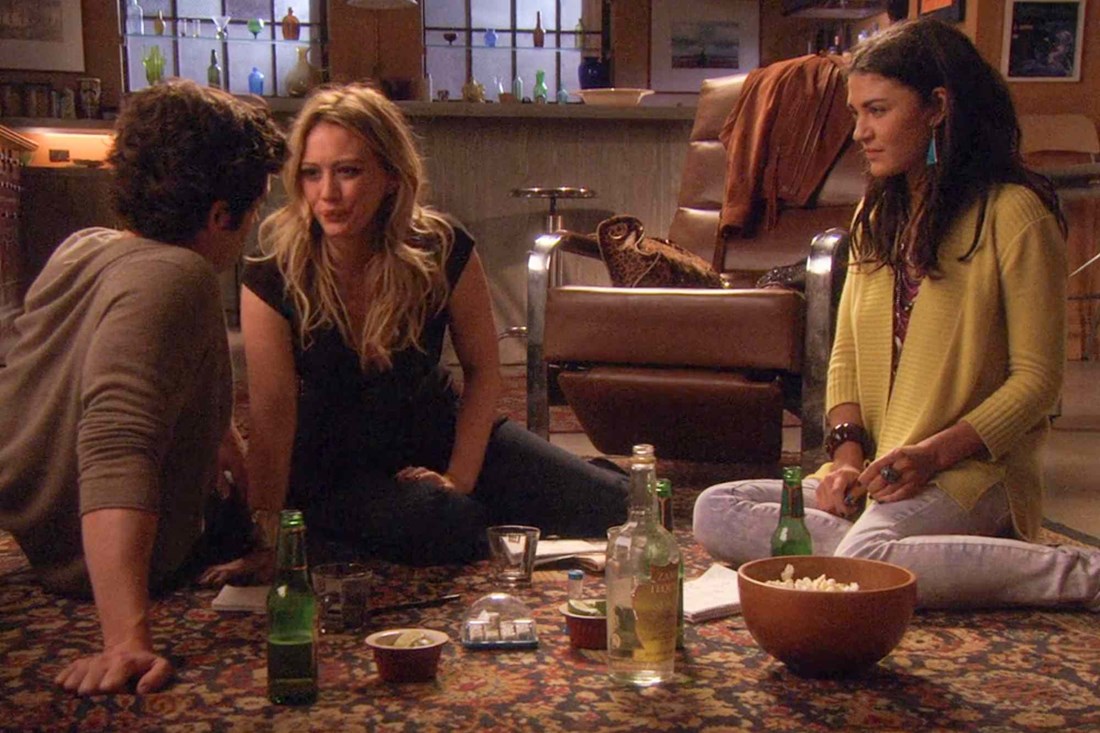 Hilary Duff prisjetila se 18+ scene iz Tračerice po kojoj je i danas pamte