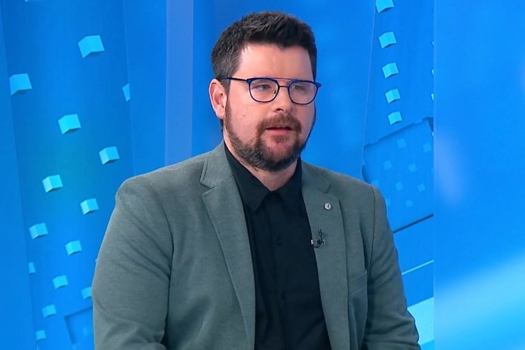 Sociolog: Živimo u kleptokraciji, ne u demokraciji. Korupcija je ogromna prijetnja