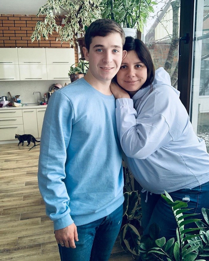 Influencerica dobila dijete s 14 godina mlađim posinkom
