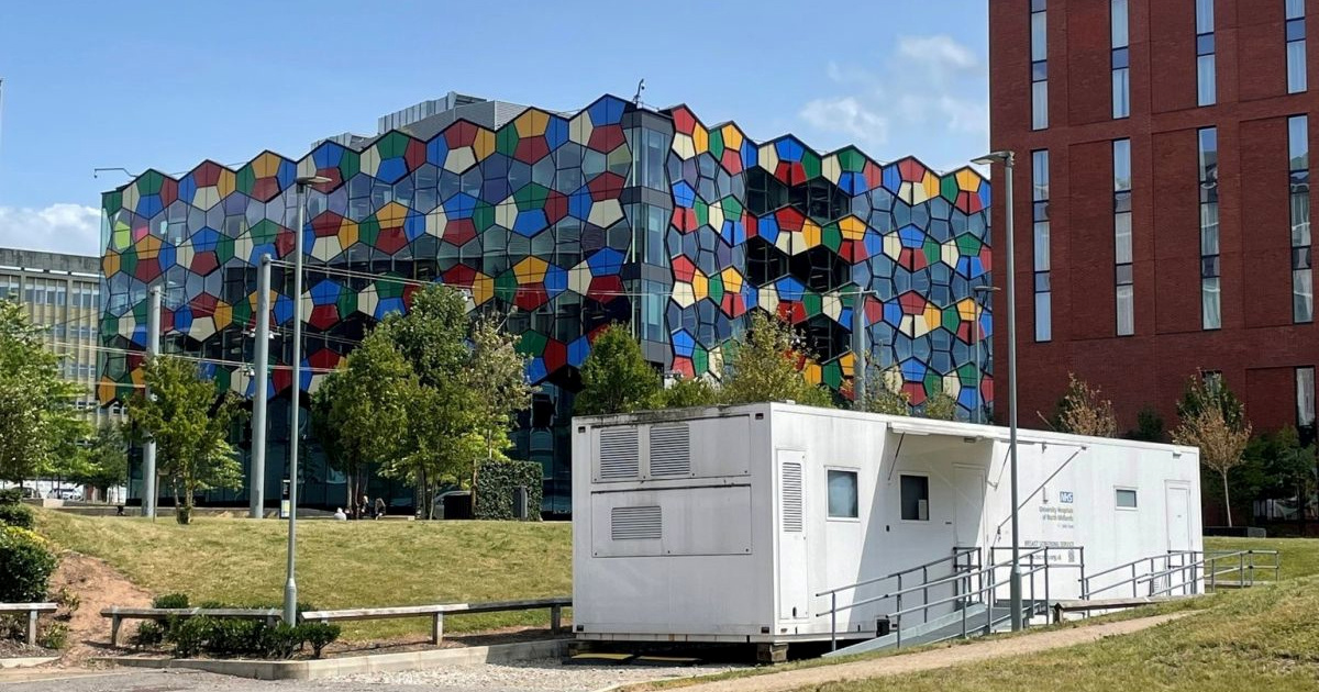 Liječnik u Britaniji seksualno zlostavljao 38 pacijenata, uključujući djecu