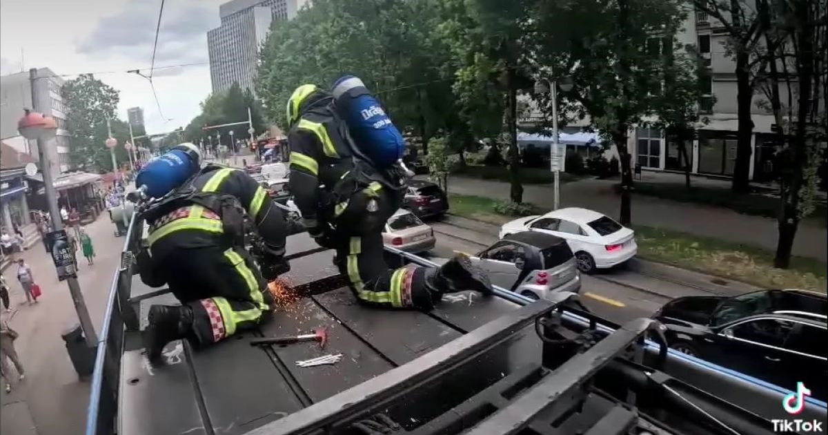 Vatrogasci objavili video gašenja ZET-ovog tramvaja uz pjesmu: "Na krovu 14-ice..."