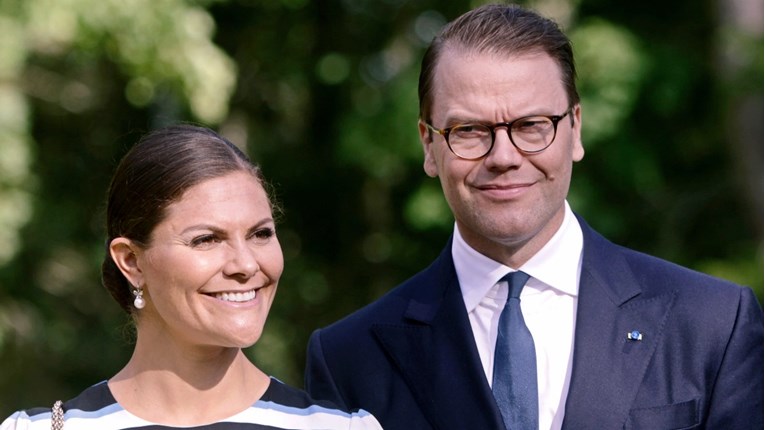 Švedska princeza i njezin suprug imaju koronu