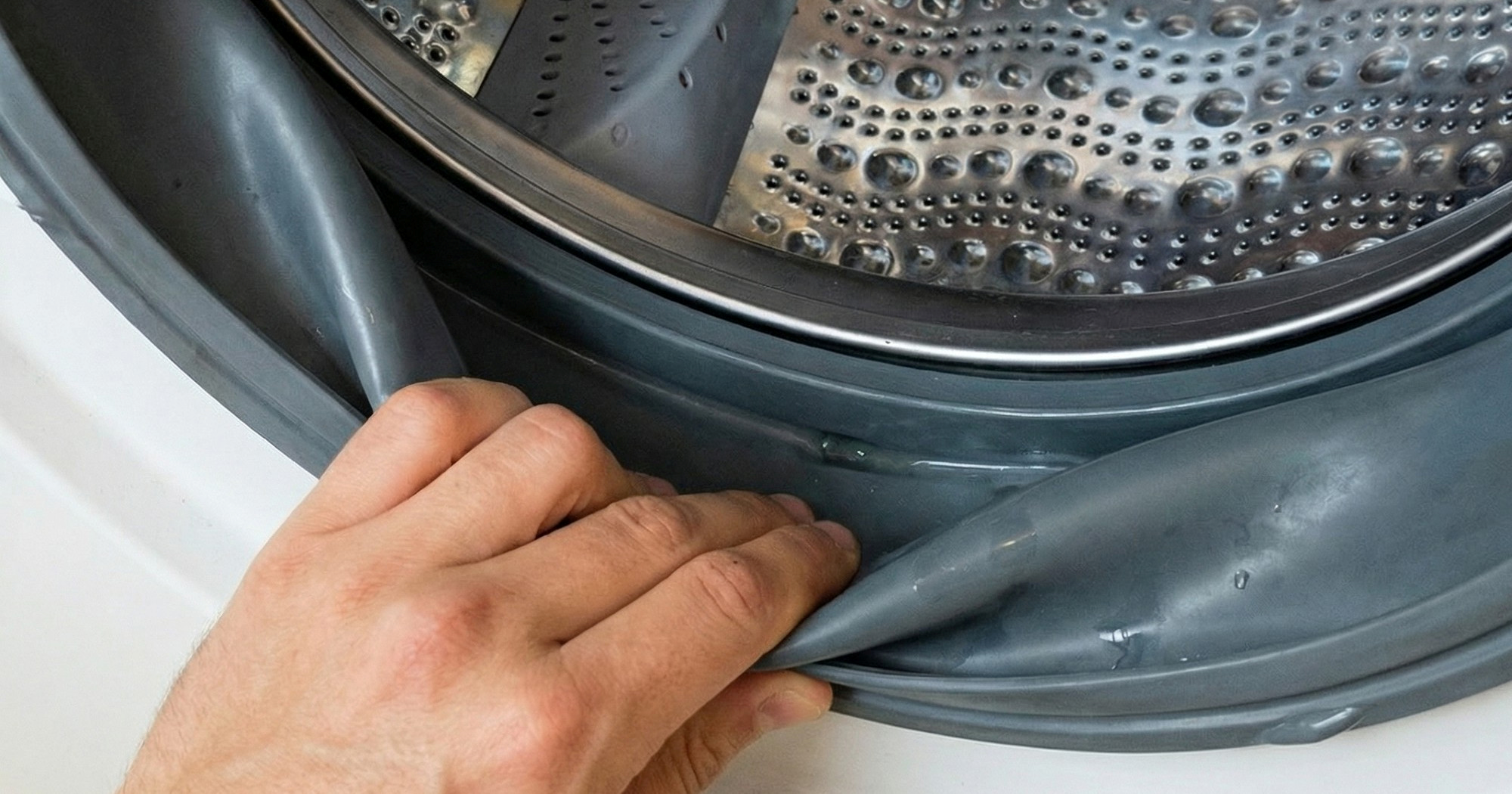 Koristite ocat za čišćenje perilice rublja? On je može trajno oštetiti