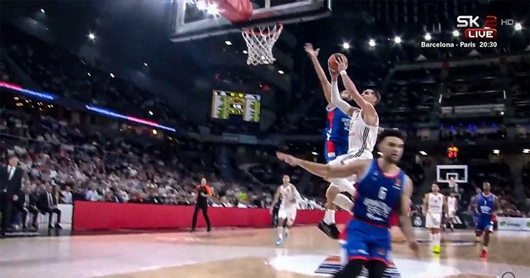 VIDEO Hezonja je krenuo zakucati. Slijedio je potez sezone