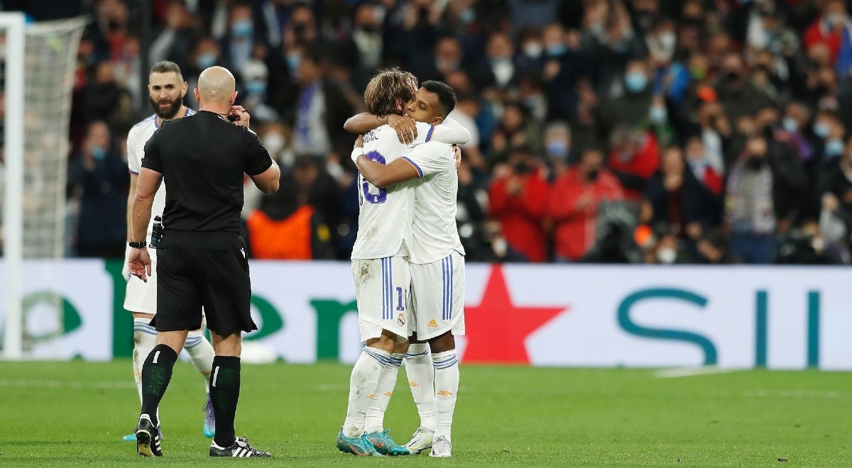 Modrić zagrlio suigrača, a Real objavio fotku i napisao: Očev ponos