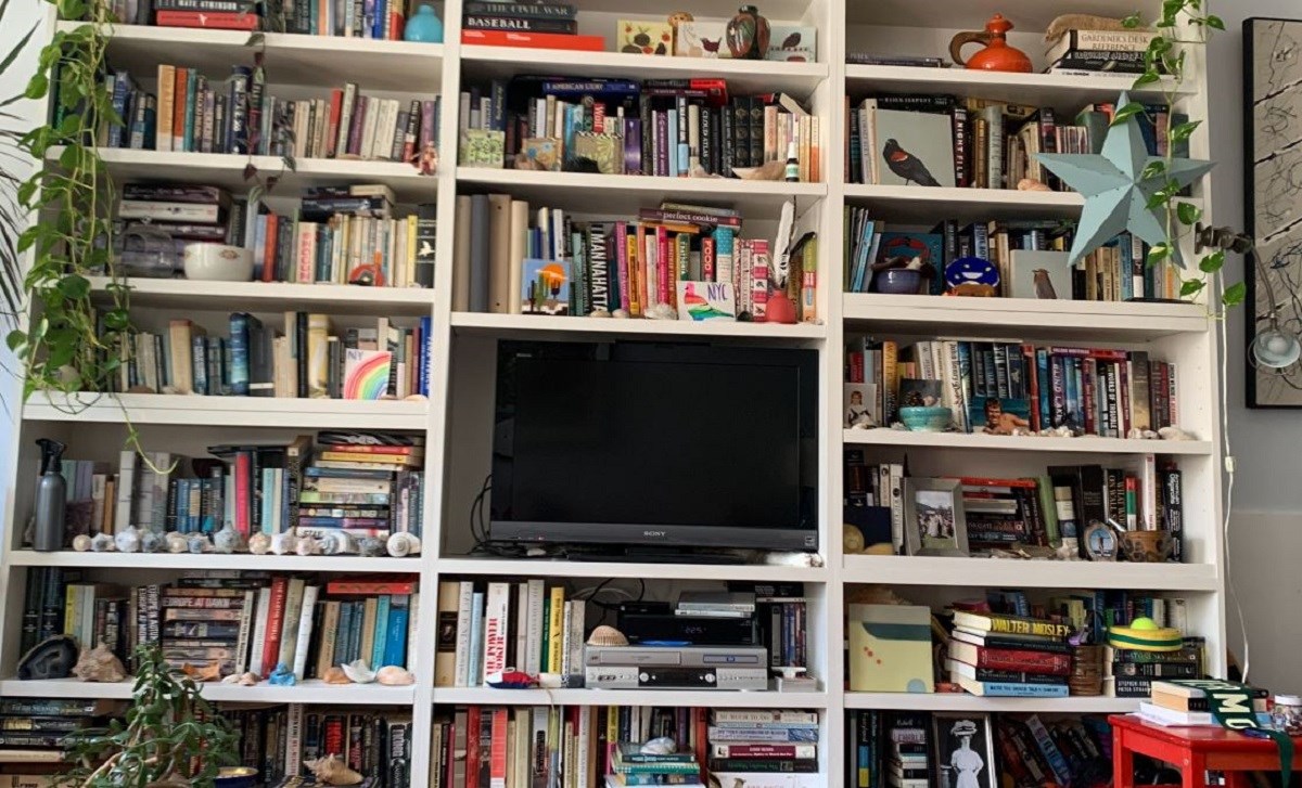 Koliko vam treba da uočite mačku koja se sakrila negdje na polici?