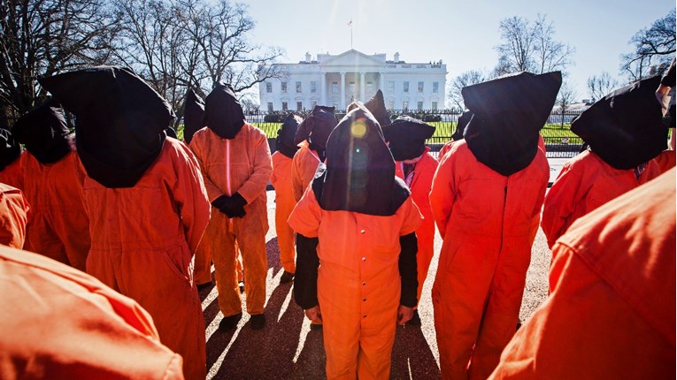 SAD razmatra zatvaranje zloglasnog zatvora Guantanamo