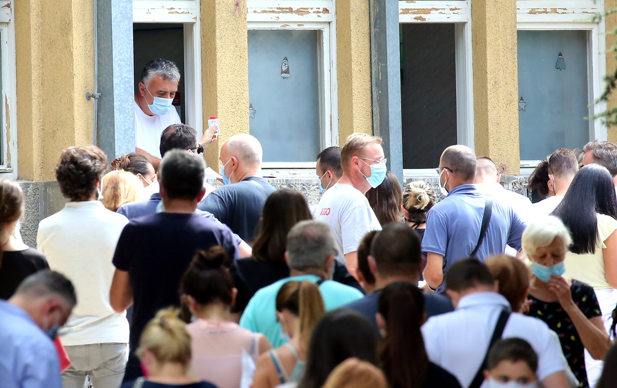 Kriminalna grupa u Srbiji izdavala lažne rezultate testova na koronu