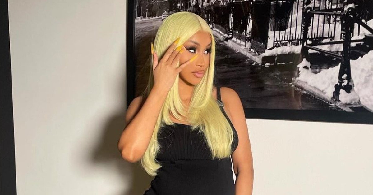 Cardi B trogodišnjoj kćeri kupila personaliziranu torbu koja košta 320 tisuća kuna