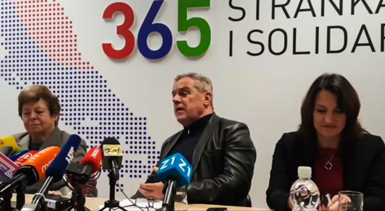 VIDEO Bandić na presici napadao i vrijeđao novinare