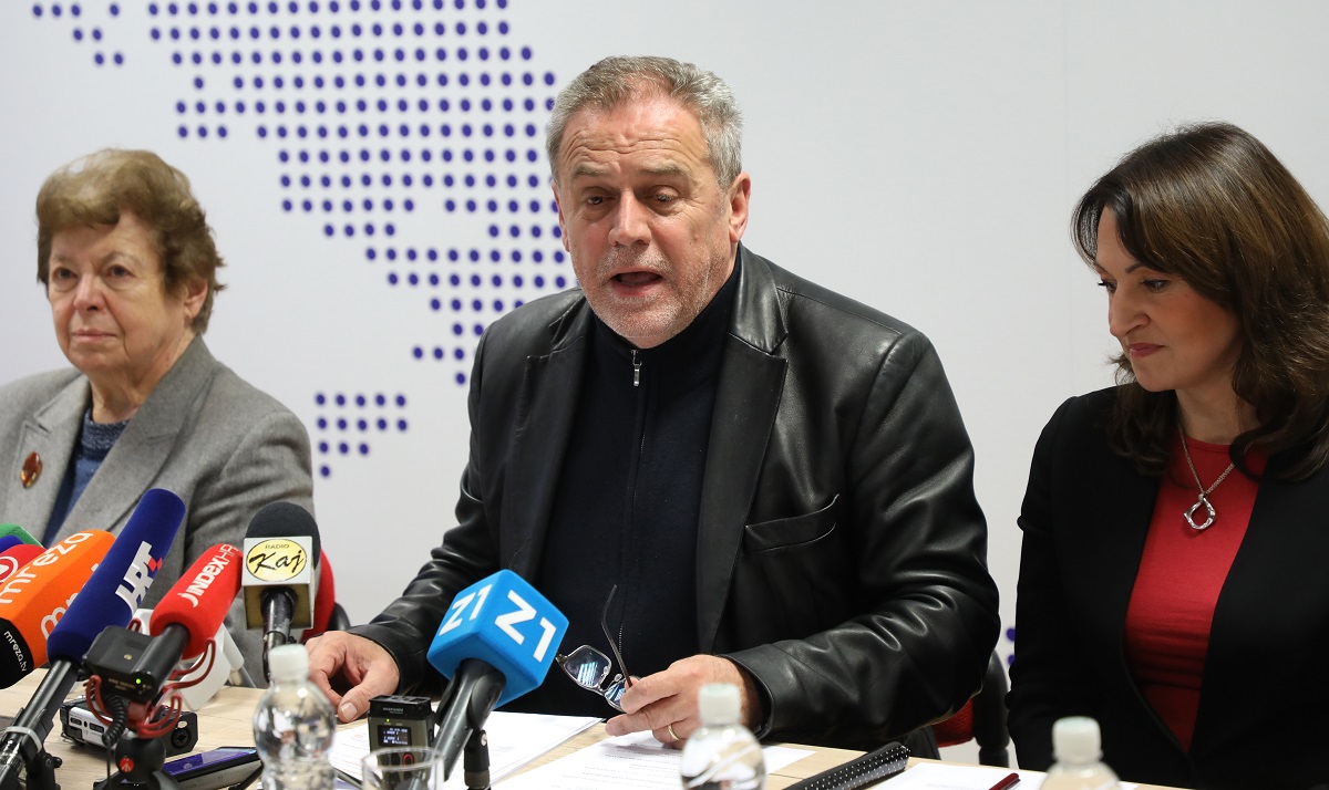 Tko su žene koje Bandiću čuvaju leđa dok on vrijeđa druge žene?