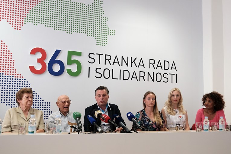 Bandić predstavio pet novih članova svoje stranke, jedan ima 102 godine
