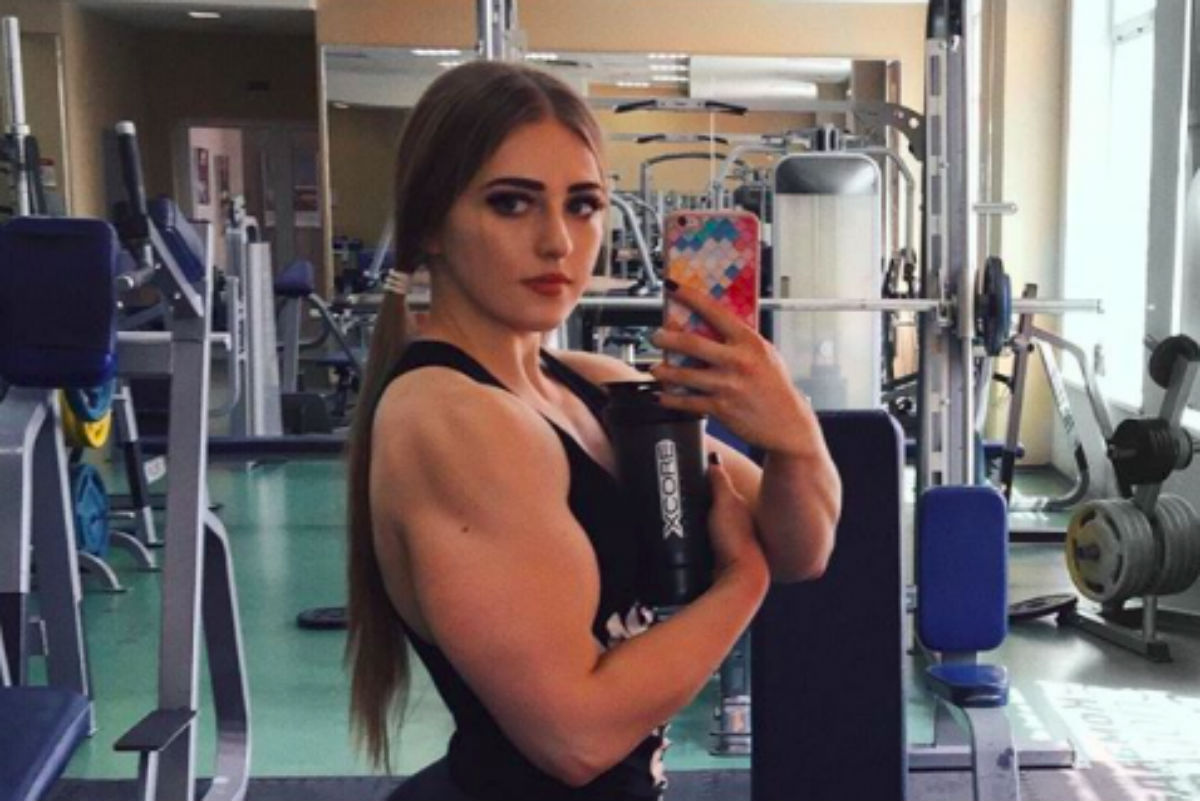 Upoznajte mišićavu Barbie koja diže utege teže od sto kilograma