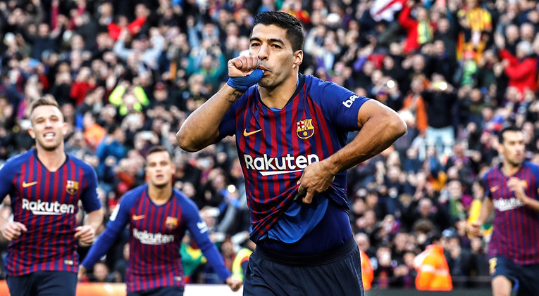BARCELONA - REAL 5:1 Suarez hat-trickom razbio Real
