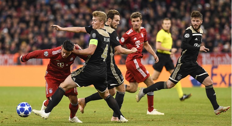 BAYERN - AJAX 1:1 Novi kiks Nike Kovača