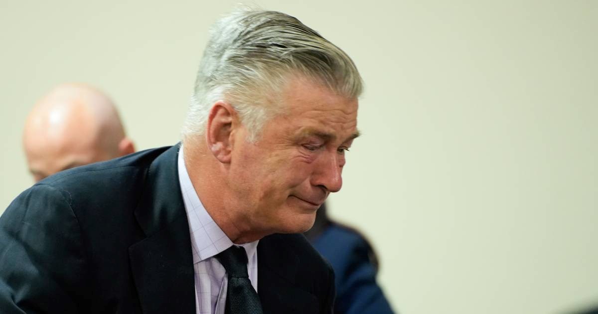 Novi problemi za Aleca Baldwina: Dobavlja&#x10D; oru&#x17E;ja iz filma Rust tu&#x17E;i glumca i ekipu