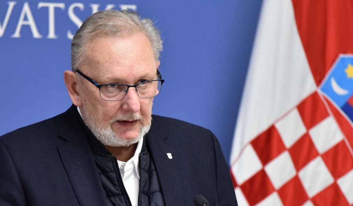 Nove mjere: Ograničavaju se okupljanja, maske obvezne u kinima, crkvama...