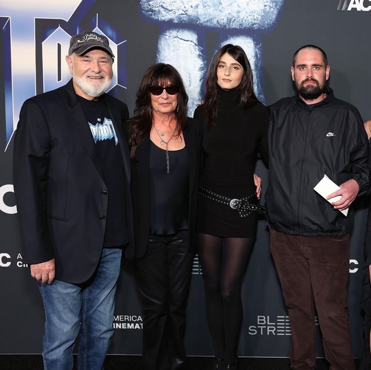 Objavljene fotke uhićenja Nicka Reinera nakon ubojstva roditelja