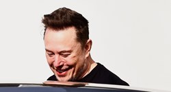 Reuters piše da Tesla prekida razvoj jeftinog e-auta. Musk: Reuters opet laže