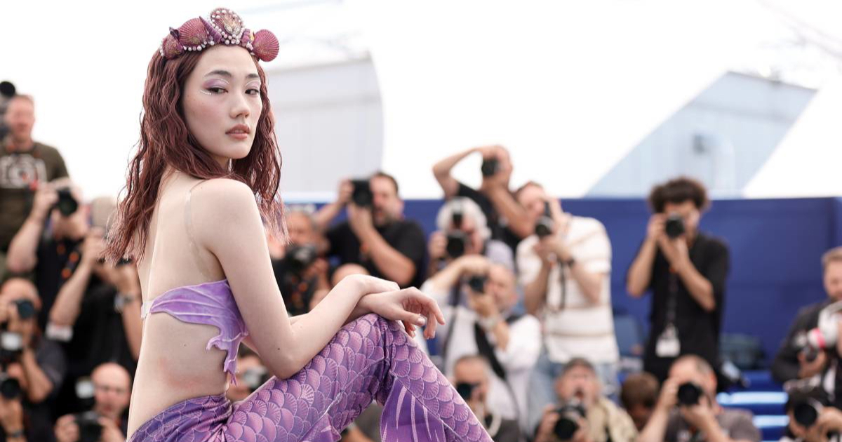 Japanska glumica izazvala pomutnju u Cannesu, na crveni tepih stigla kao sirena
