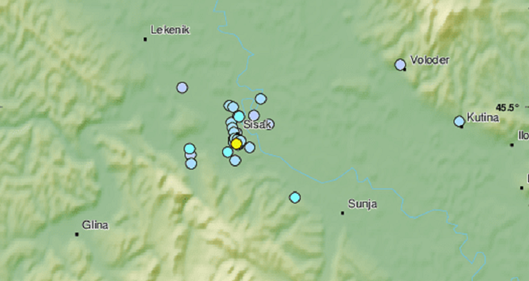 Potres probudio Siščane