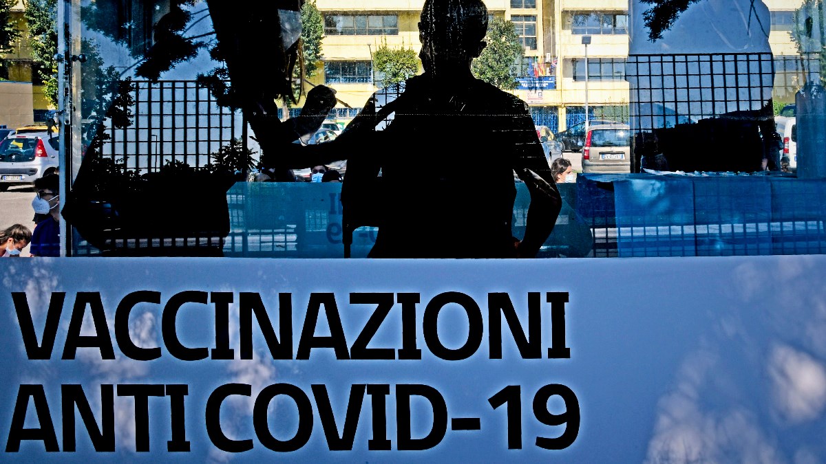 Italija odobrila docjepljivanje trećom dozom za ranjive skupine