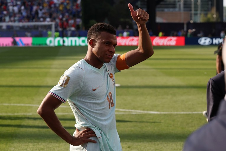 Mbappe se oglasio nakon ozljede i umirio francuske navijače: Dobro sam