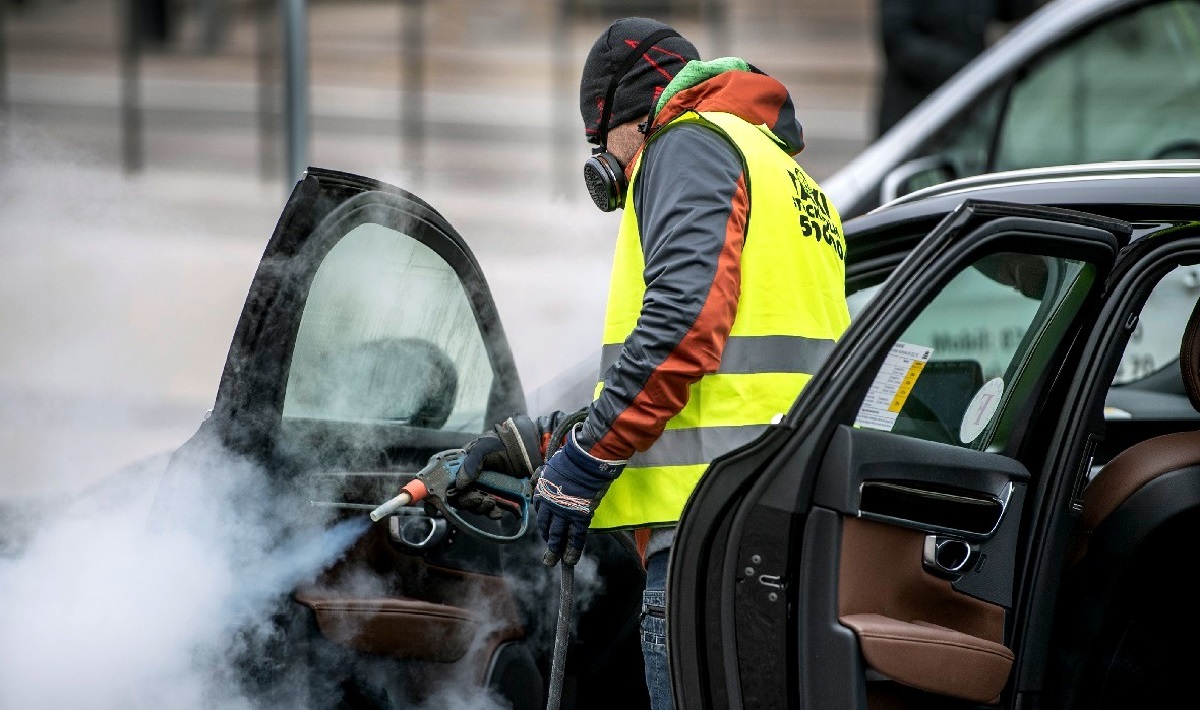 Strože mjere u Švedskoj, zabranjuju se javna okupljanja više od 50 ljudi
