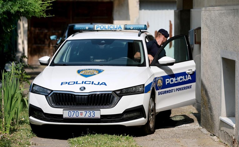 Provalio u kuću pa zaspao u dnevnom boravku