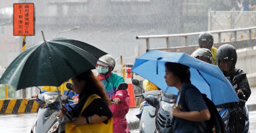 Obilne kiše na zapadu Japana, evakuirano više desetaka tisuća ljudi