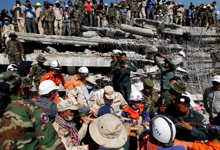 Najmanje 36 mrtvih u urušavanju zgrade u Kambodži