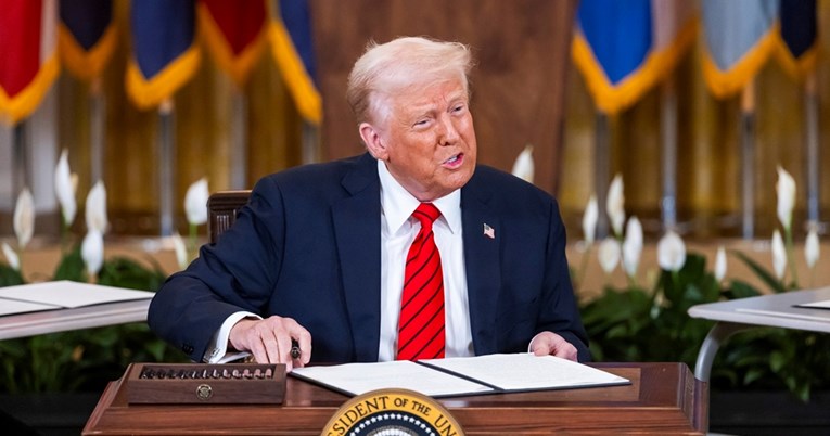 Trump planira zatvoriti američke konzulate u Banjoj Luci i Mostaru, javlja CNN