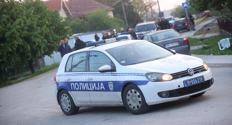 Dječaci (10 i 13) u Srbiji brutalno pretukli čovjeka (75). Umro je nakon tri mjeseca