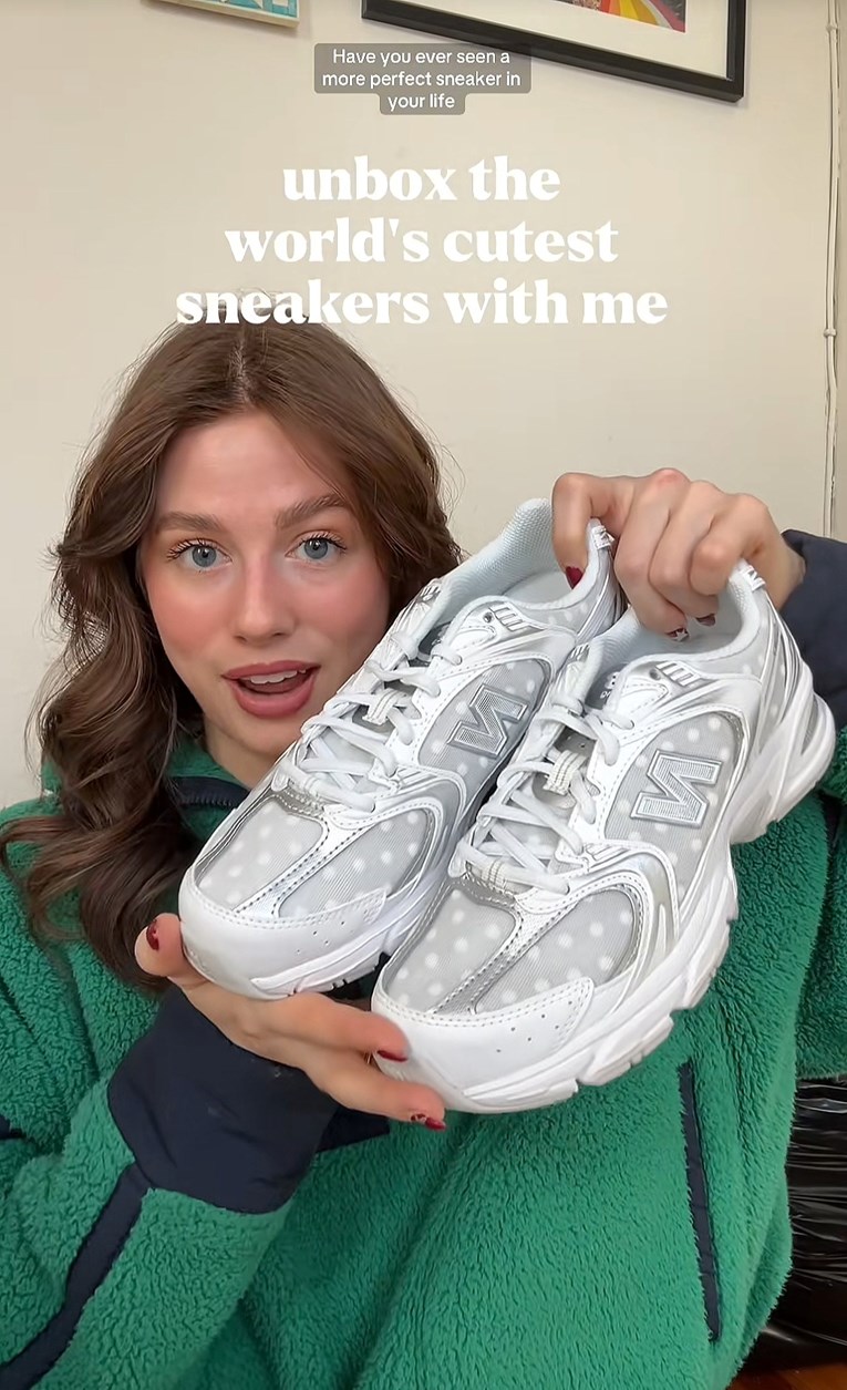 Jeste vidjeli točkaste New Balance 530 tenisice? Potpuno su nas osvojile