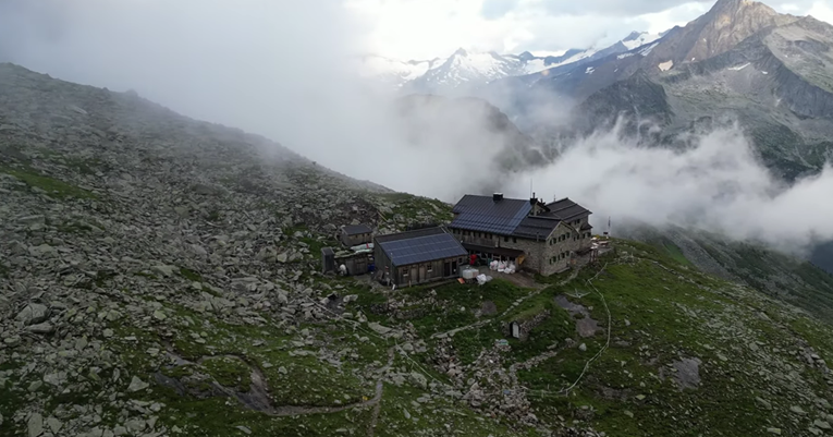 Muškarac, njegova supruga i njegov brat poginuli u udaru groma u Austriji