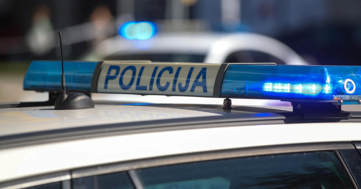 Policajci iz Šibenika iskoristili osobu s invaliditetom. Jedan završio u pritvoru