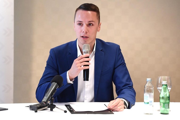 Hrvatski suverenisti: Umjesto protiv štakora, Možemo se bori protiv Thompsona